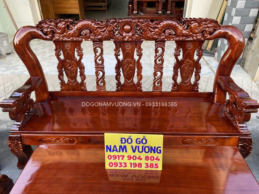ghe-phong-khach-cot-12-cham-rong bàn ghế phòng khách chạm rồng