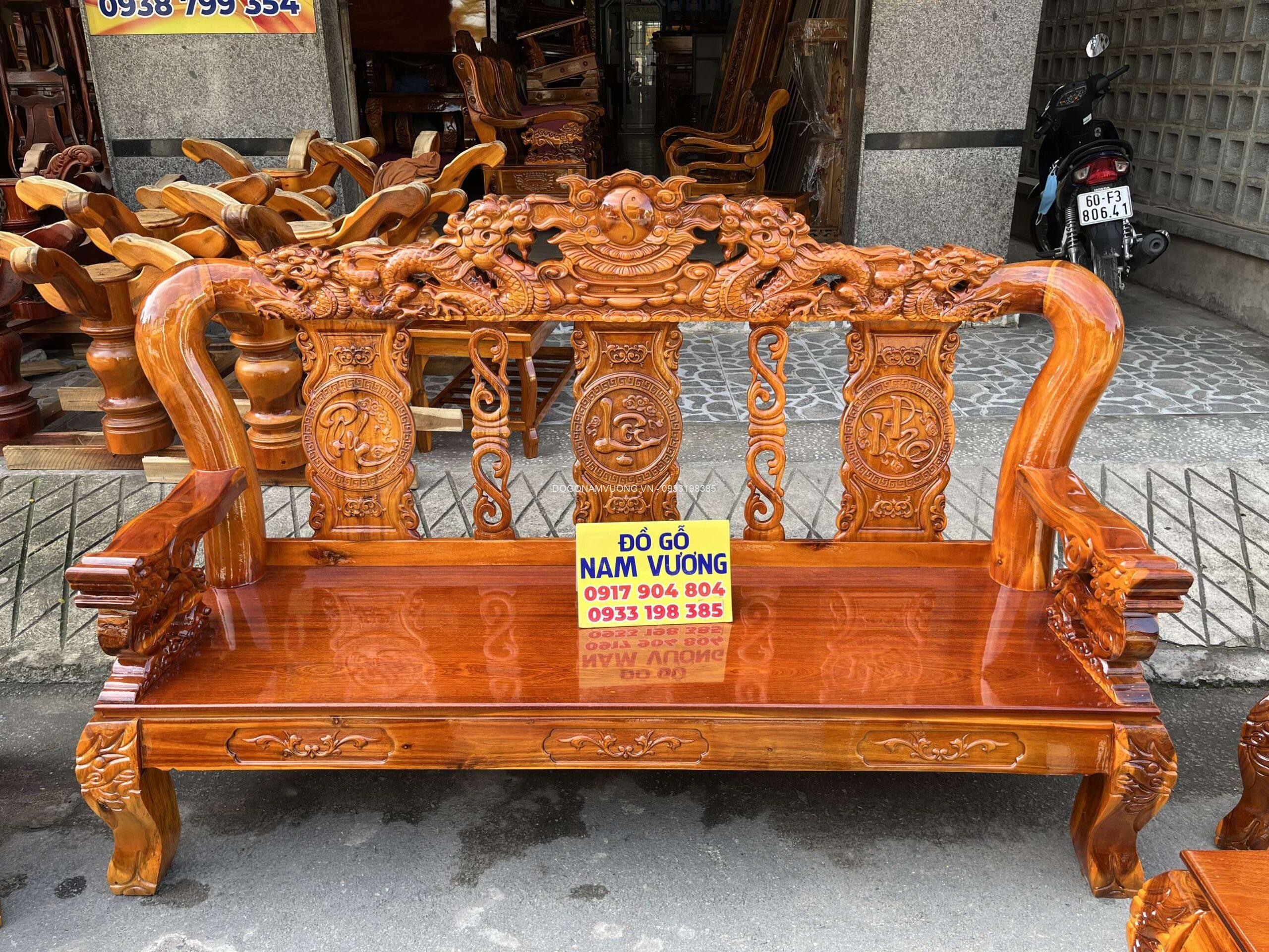 bộ bàn ghế tay 12 gỗ tự nhiên chạm rồng bộ bàn ghế tay 12 gỗ tự nhiên chạm rồng nhật nguyệt