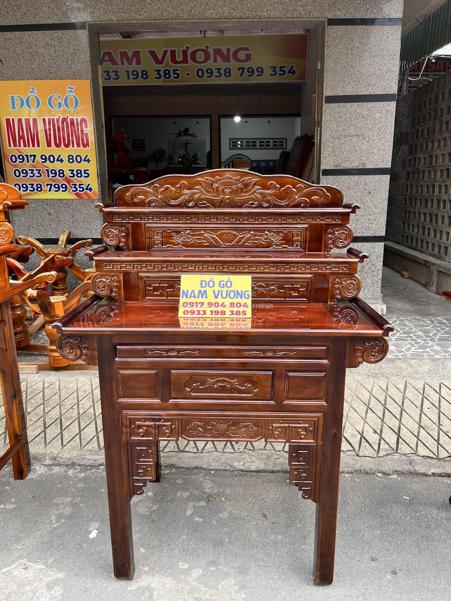 ban-tho-bang-go-tu-nhien bàn thờ bằng gỗ tự nhiên đẹp